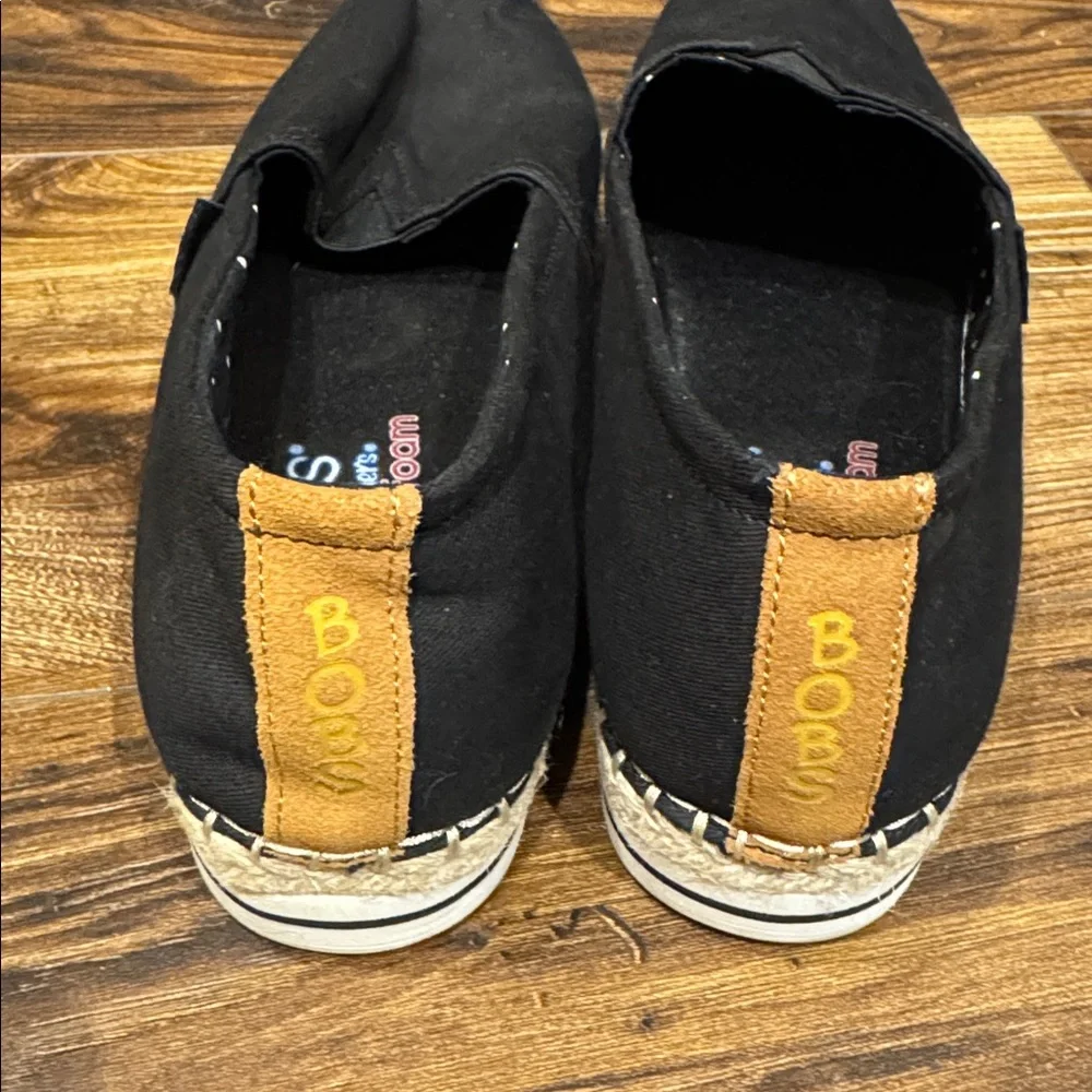 Bobs by Skechers Black Slip-On size 10 - Picture 3 of 3